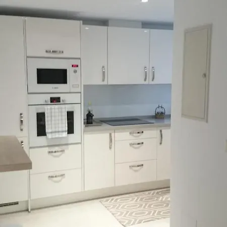 Apartment White Pearl L2